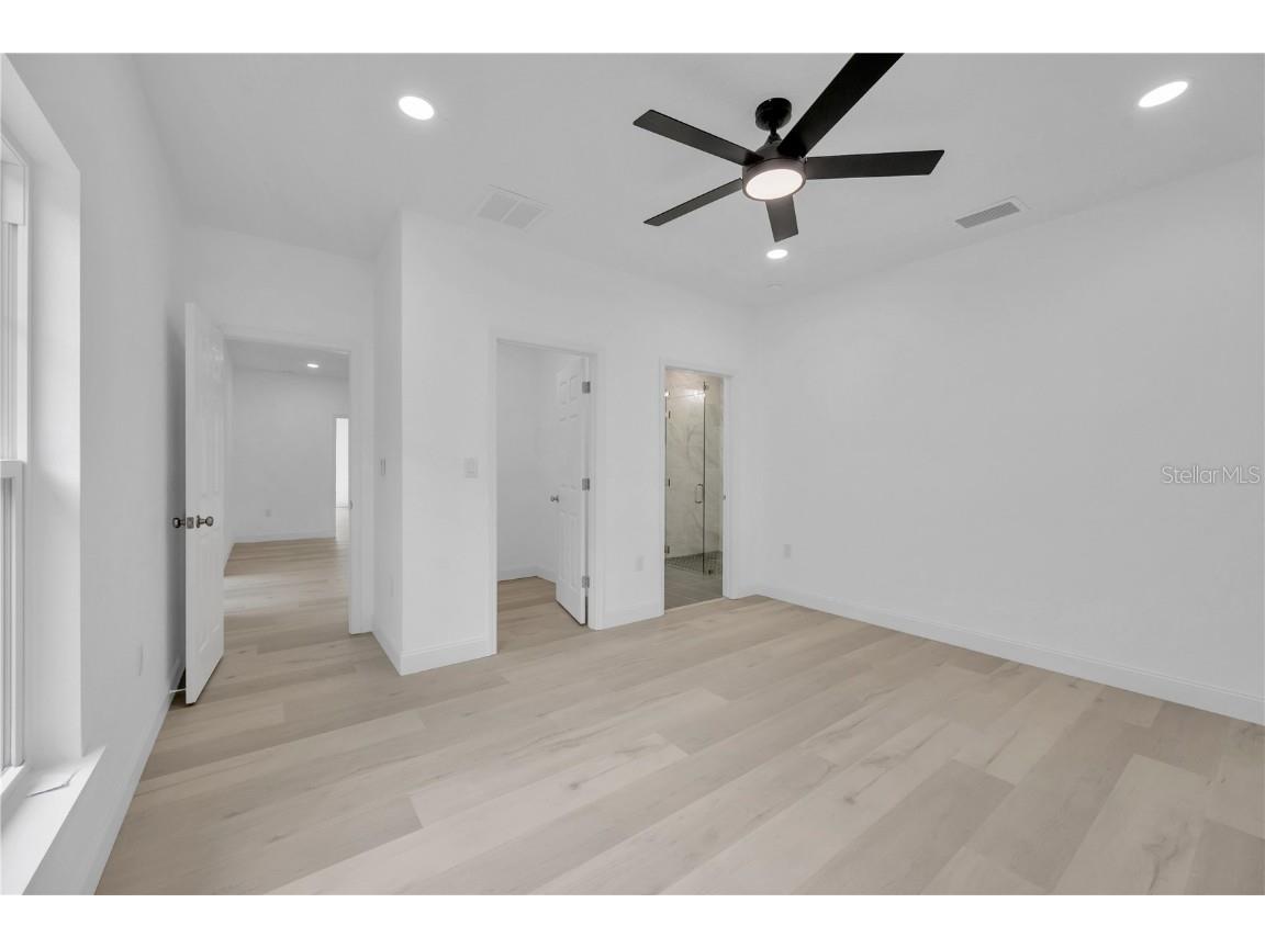 12484 Green Oak Lane Dade City FL 33525 TB8434695 image37