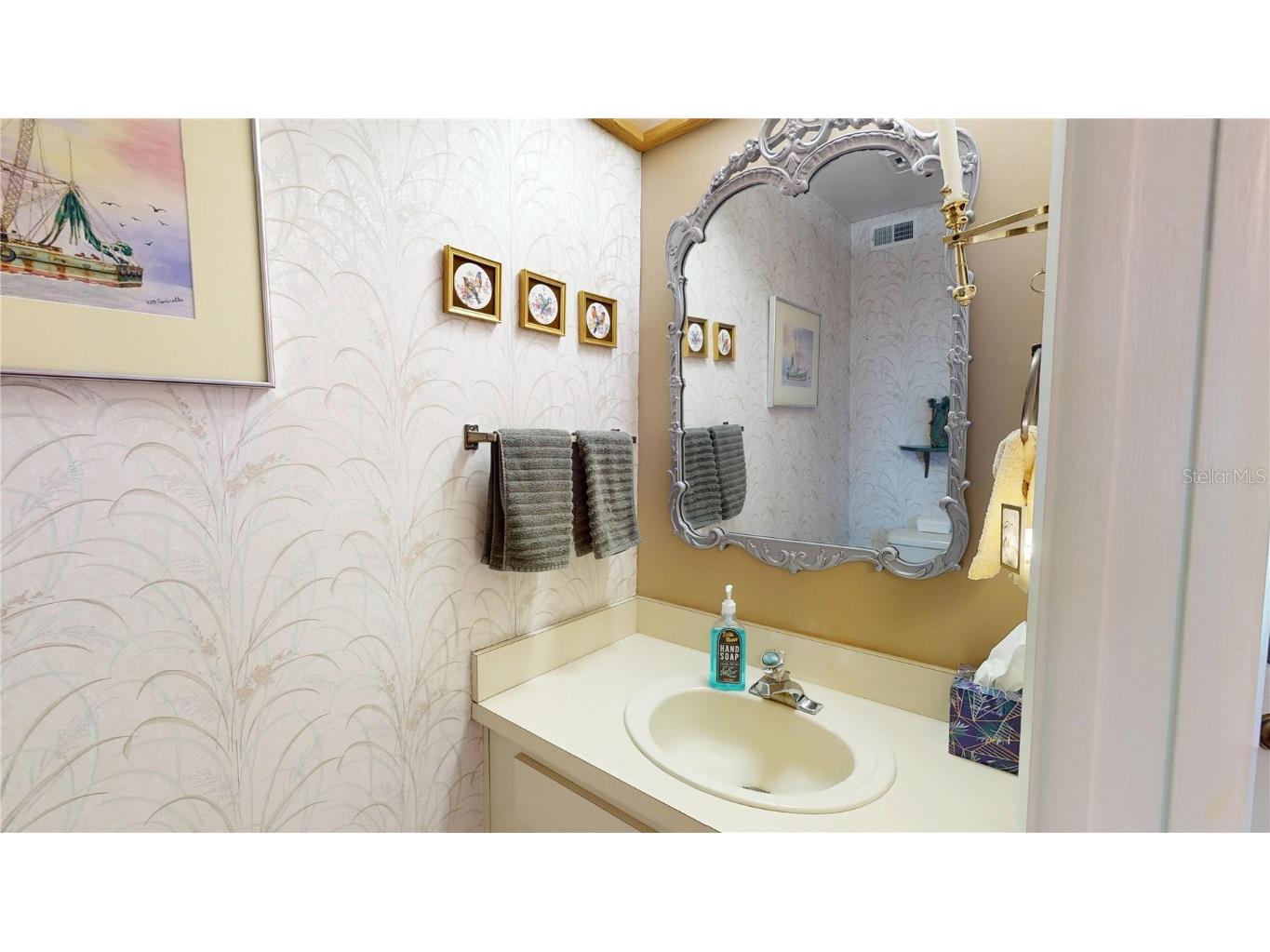 12485 2nd Street E #C103 Treasure Island FL 33706 TB8376497 image16