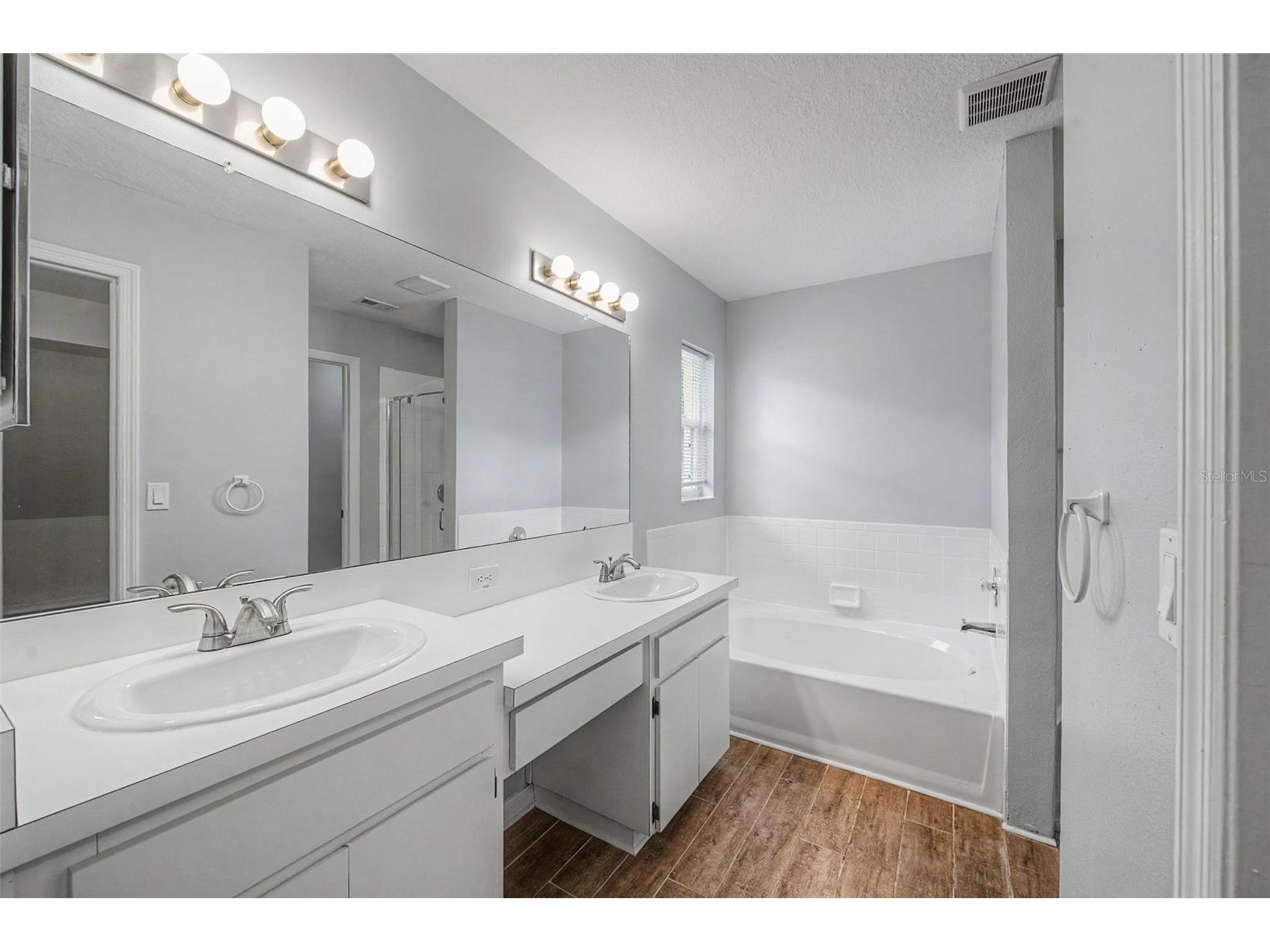 1249 Big Sky Drive Wesley Chapel FL 33543 TB8517428 image25