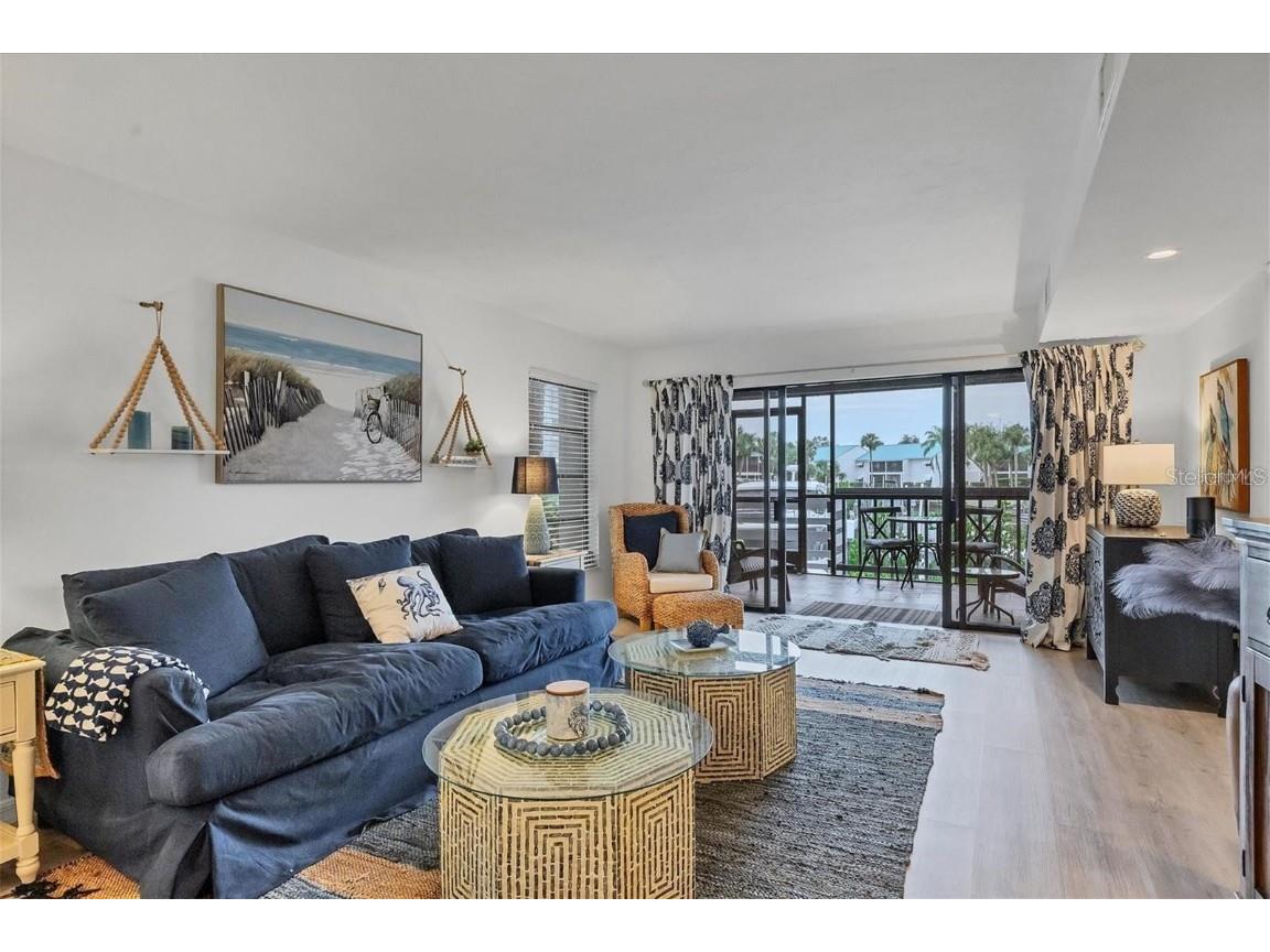 1249 Dockside Place #110 Sarasota FL 34242 A4665382 image6