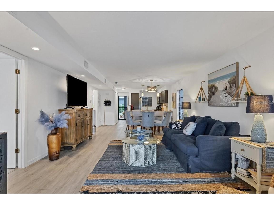 1249 Dockside Place #110 Sarasota FL 34242 A4665382 image7