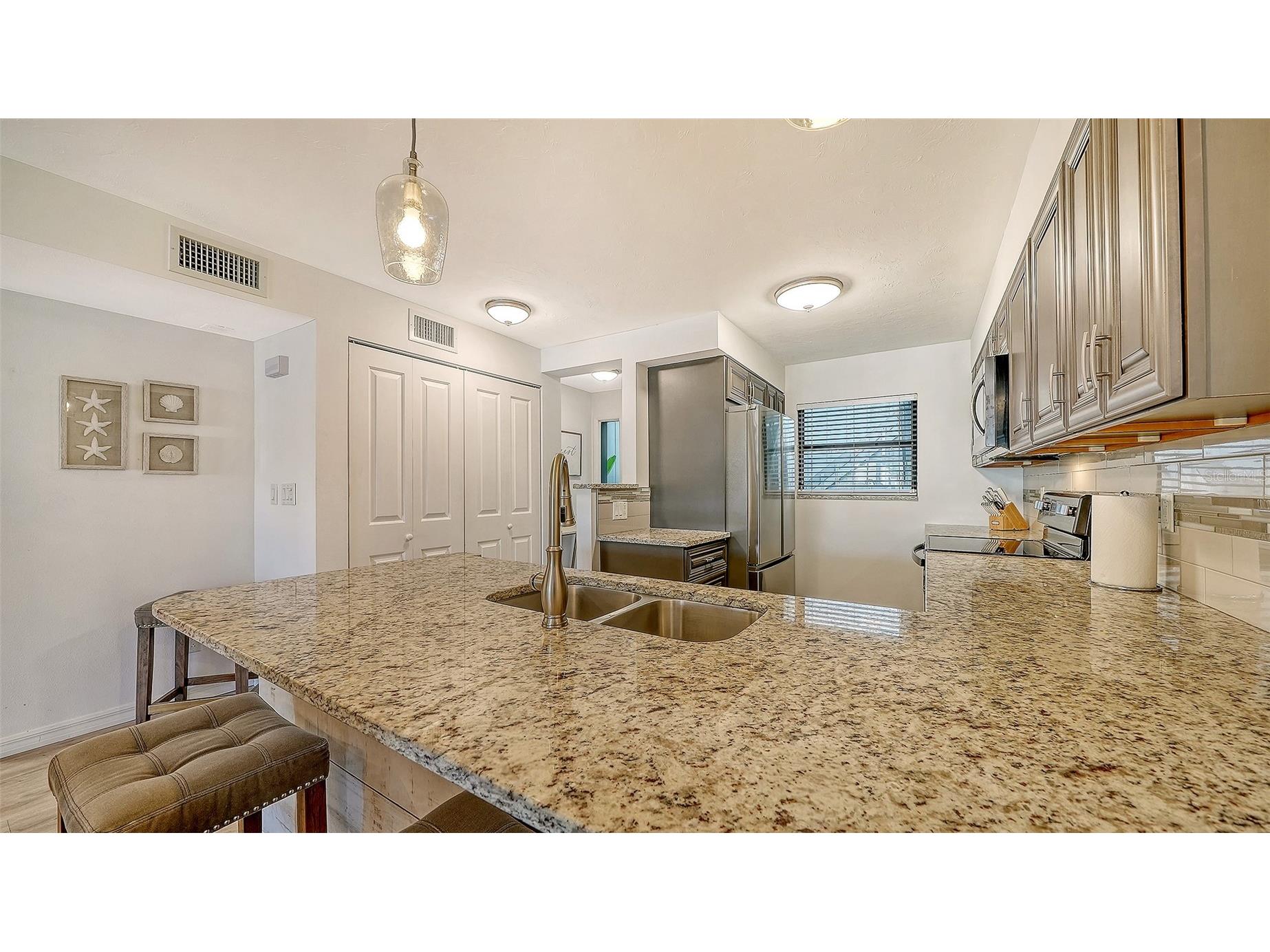 1249 Dockside Place #110 Sarasota FL 34242 A4687526 image16