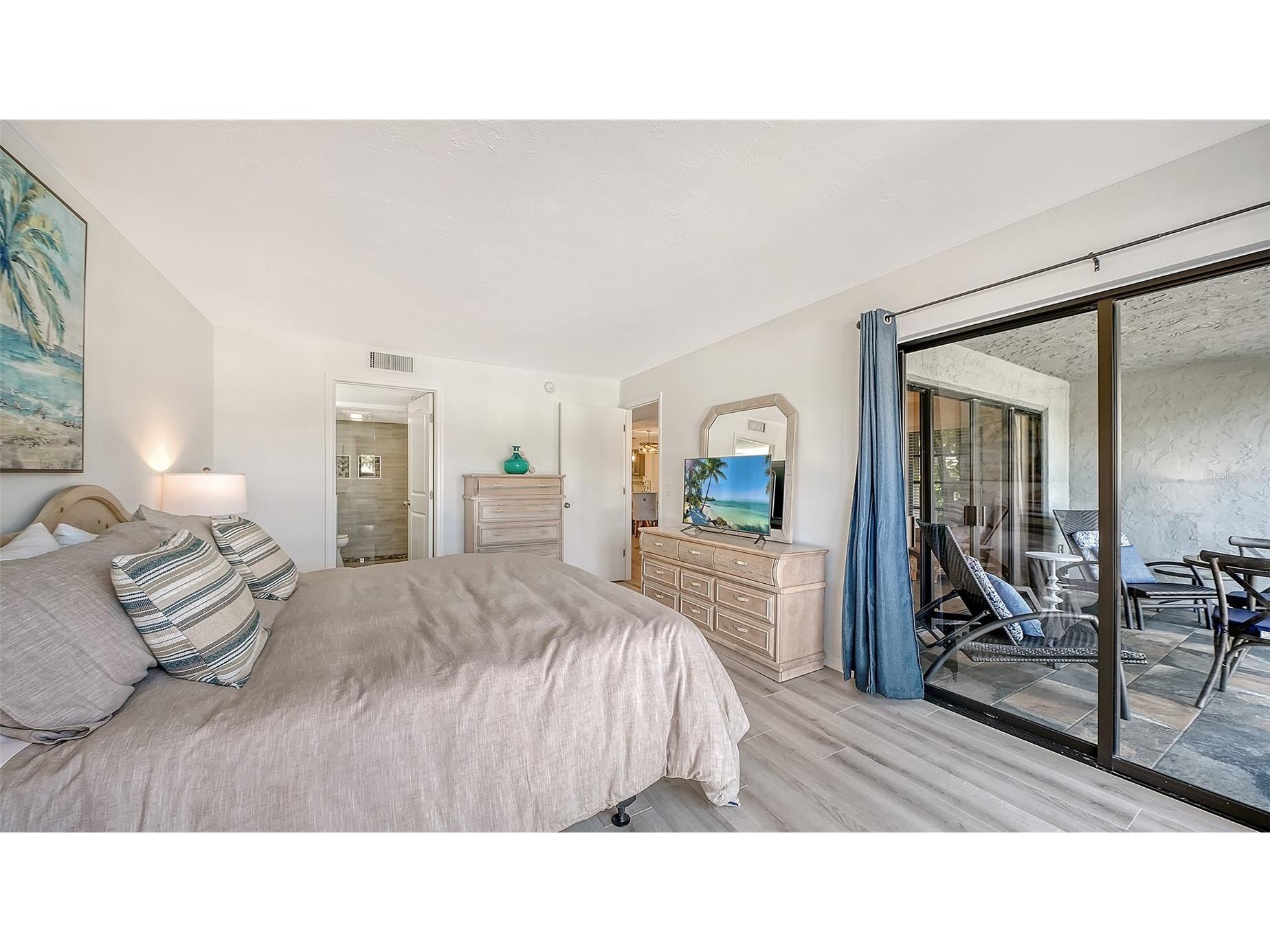 1249 Dockside Place #110 Sarasota FL 34242 A4687526 image22