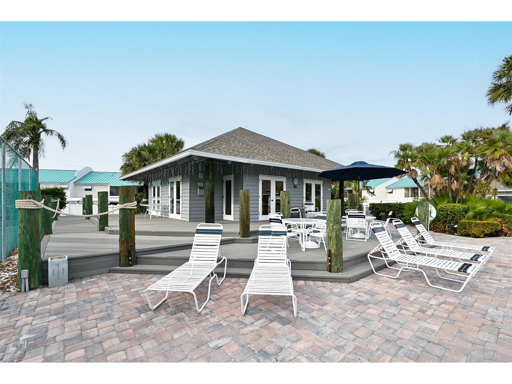 1249 Dockside Place #110 Sarasota FL 34242 A4687526 image37