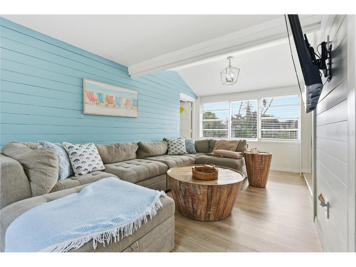 1249 Essex Drive N Saint Petersburg FL 33710 TB8455341 image10