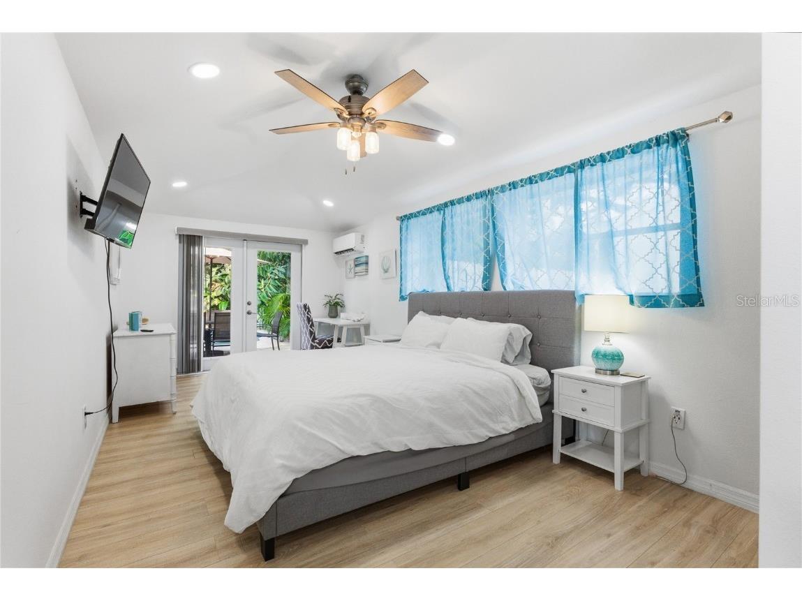 1249 Essex Drive N Saint Petersburg FL 33710 TB8455341 image11