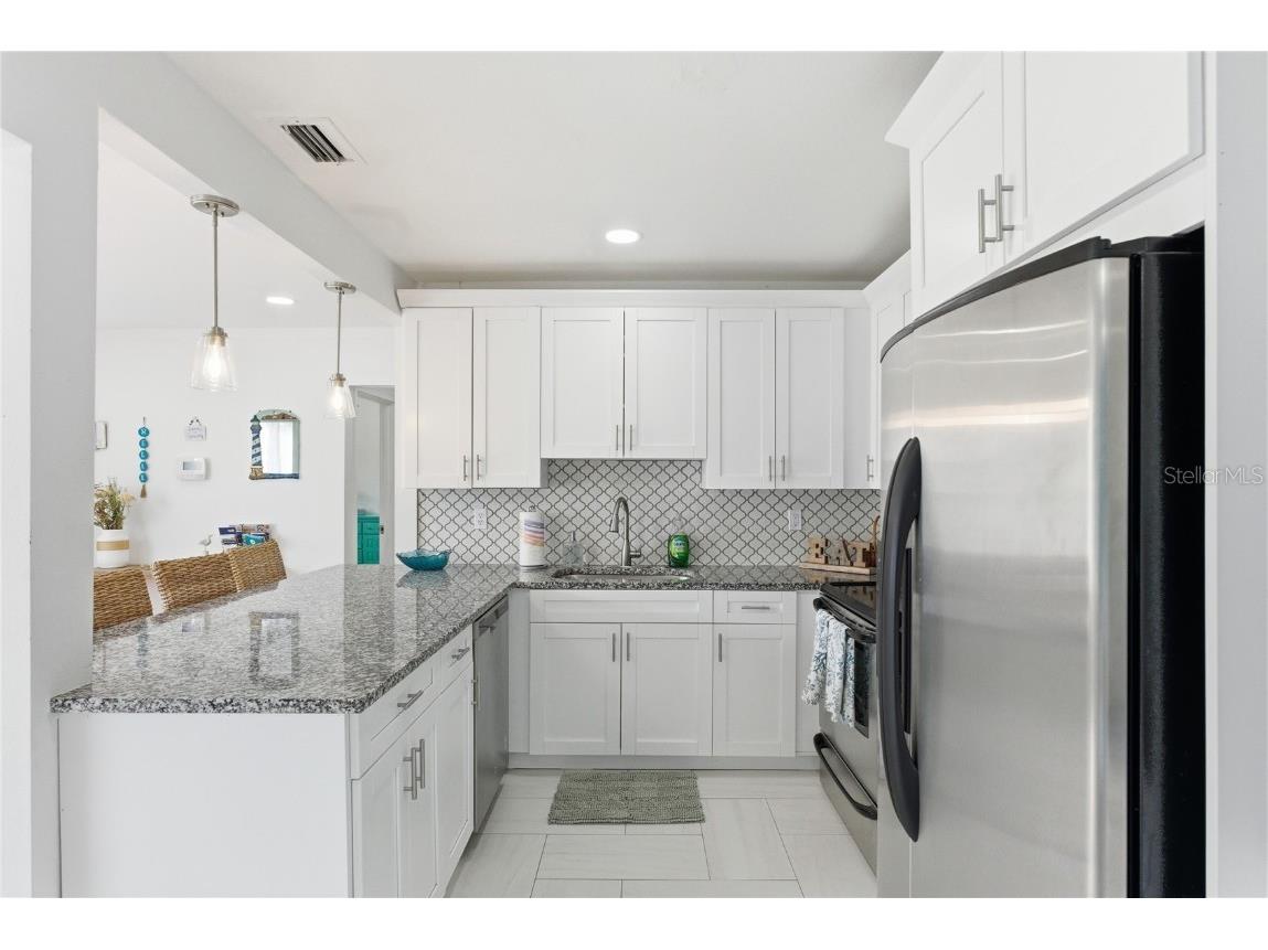 1249 Essex Drive N Saint Petersburg FL 33710 TB8455341 image7