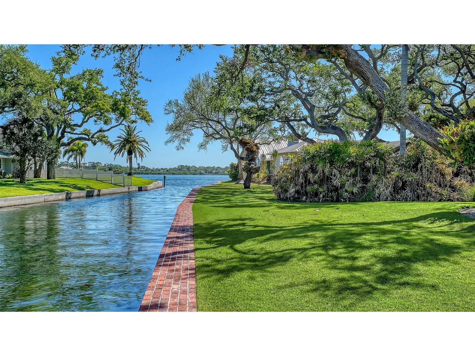 1249 S Basin Lane Sarasota FL 34242 - LITTLE SARASOTA BAY A4690355 image16