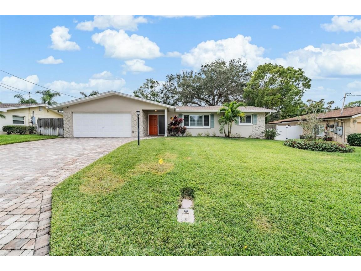 1249 St Andrews Drive Dunedin FL 34698 U8221781 image1