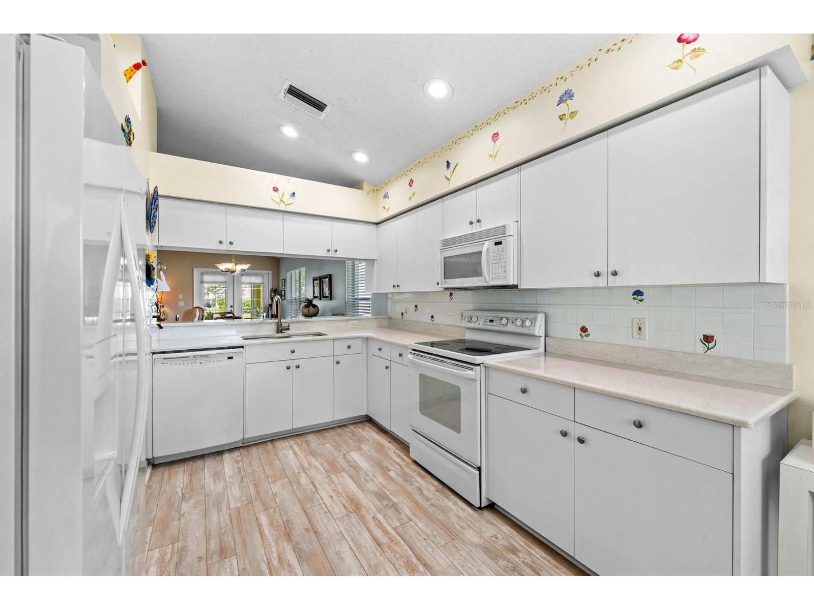 1249 Winding Willow Drive Trinity FL 34655 W7884174 image6