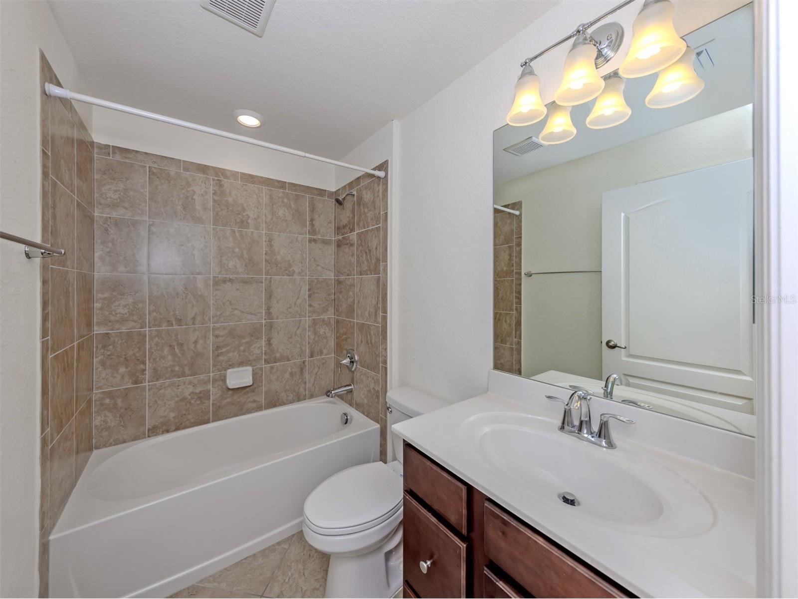 12490 Cinqueterre Drive Venice FL 34293 A4697556 image22