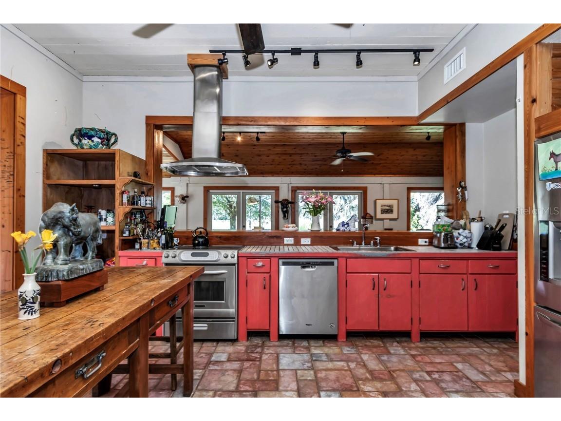 12490 NW Highway 320 Micanopy FL 32667 OM697647 image13