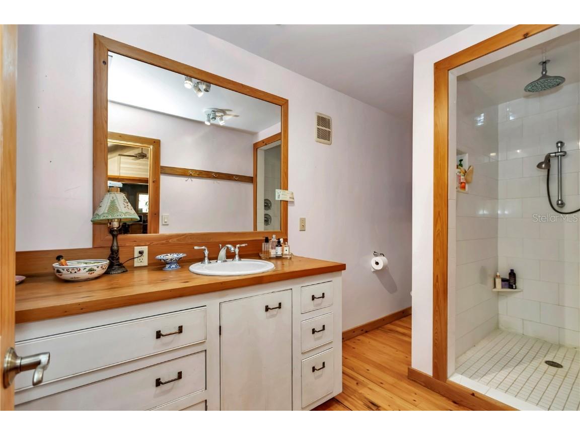 12490 NW Highway 320 Micanopy FL 32667 OM697647 image31