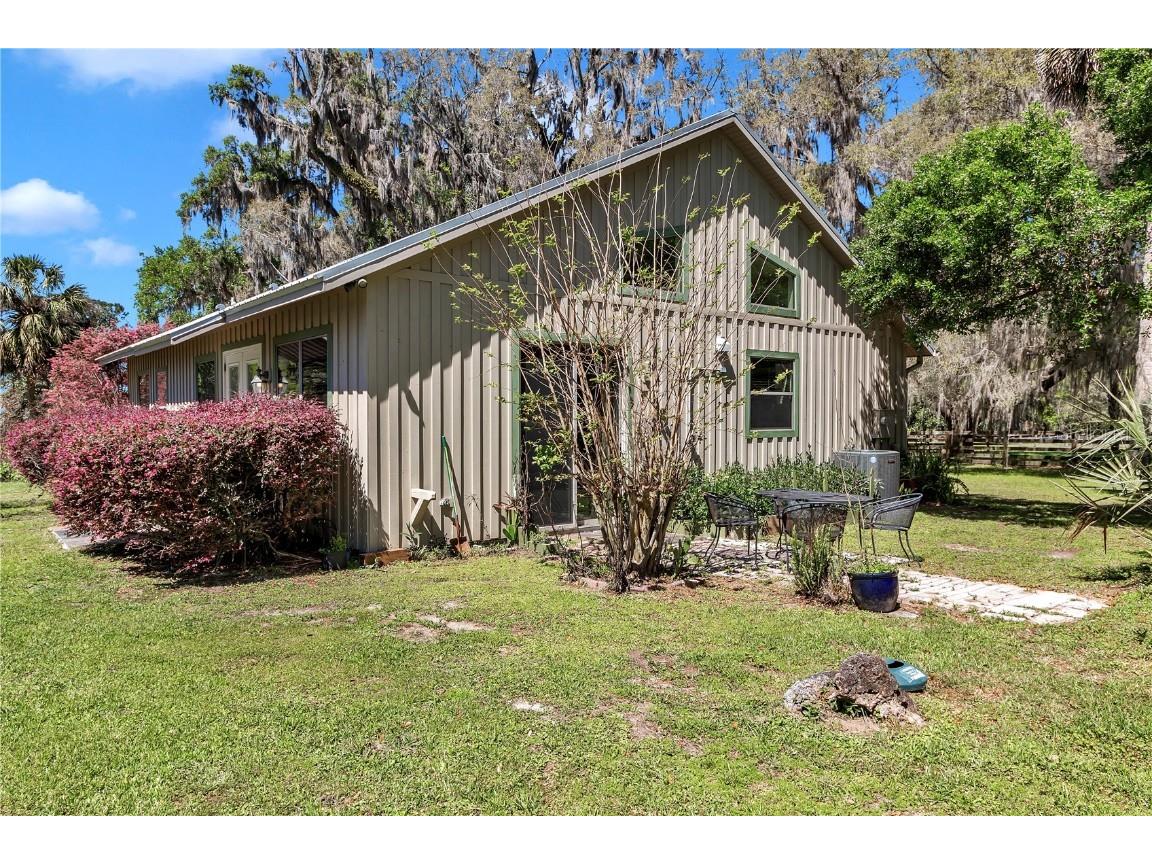 12490 NW Highway 320 Micanopy FL 32667 OM697647 image39