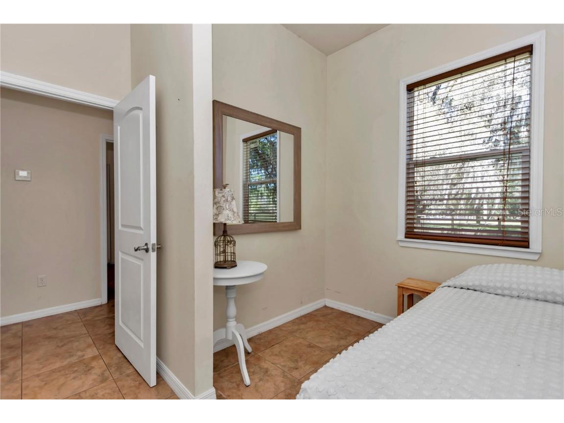 12490 NW Highway 320 Micanopy FL 32667 OM697647 image49