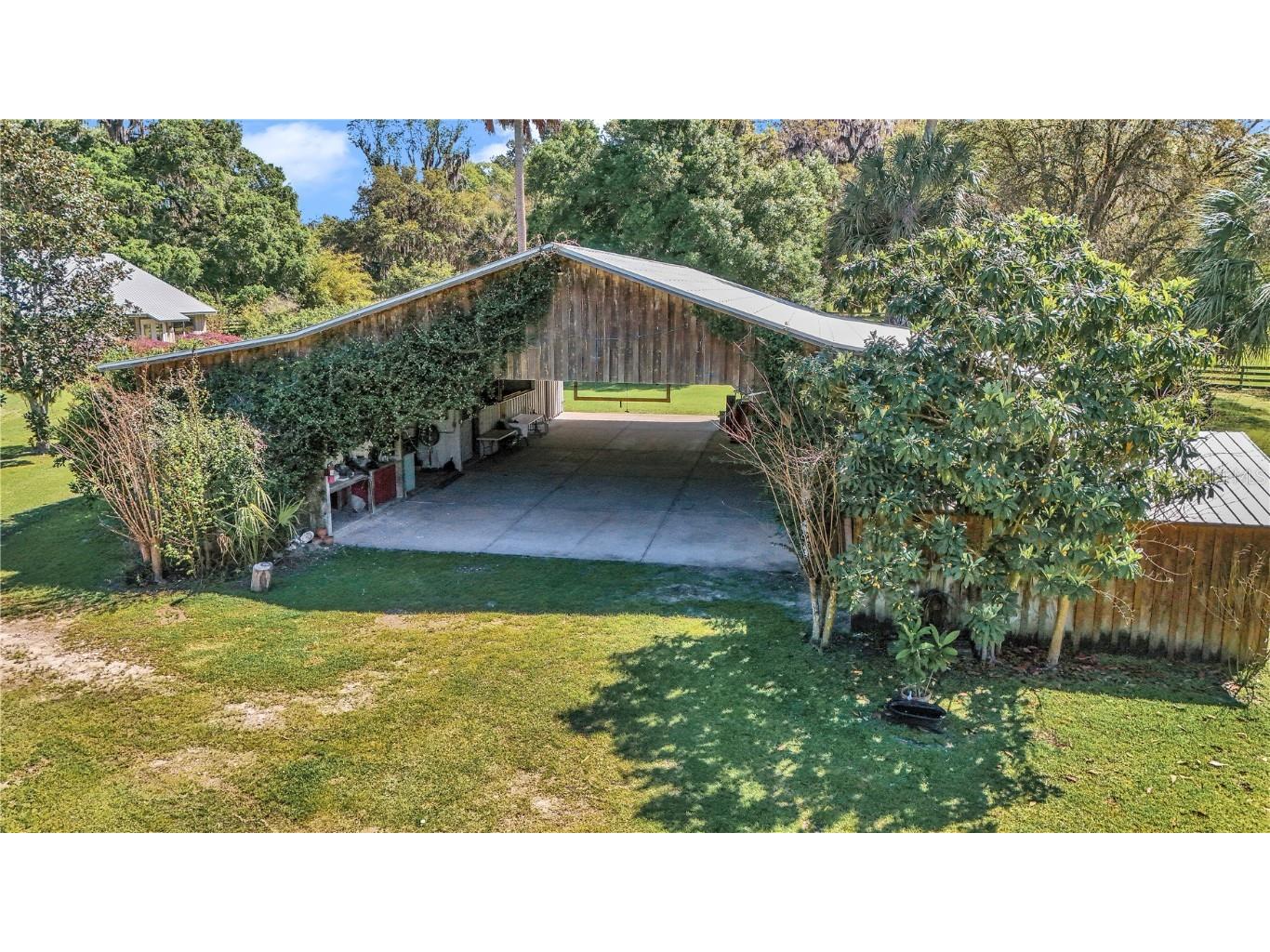 12490 NW Highway 320 Micanopy FL 32667 OM697647 image69