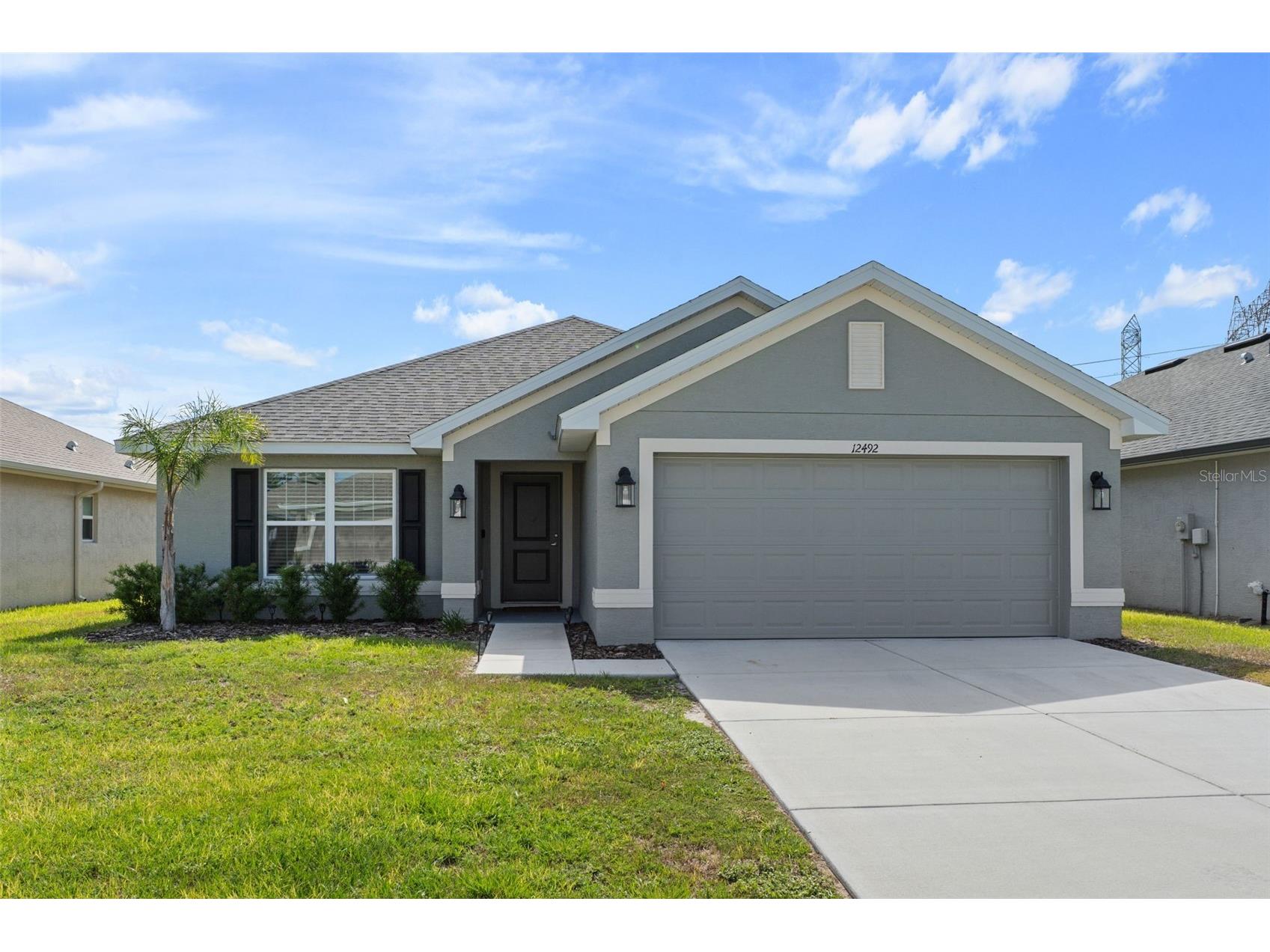 12492 Pine Bluff Street Spring Hill FL 34609 W7885231 image1