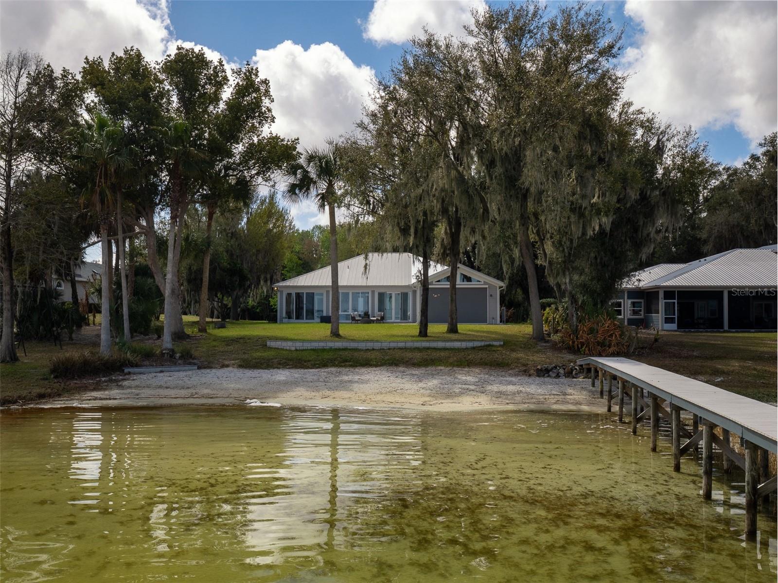 12495 SE Sunset Harbor Road Weirsdale FL 32195 - LAKE WEIR OM723211 image3
