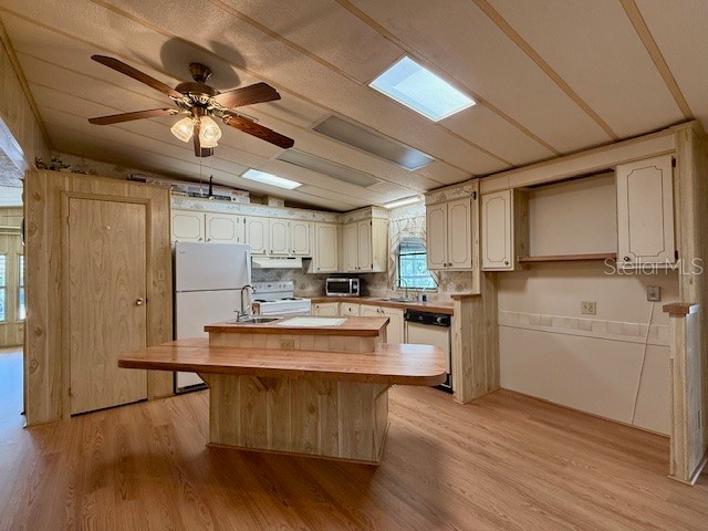 12499 Fairway Avenue Brooksville FL 34613 W7877098 image15