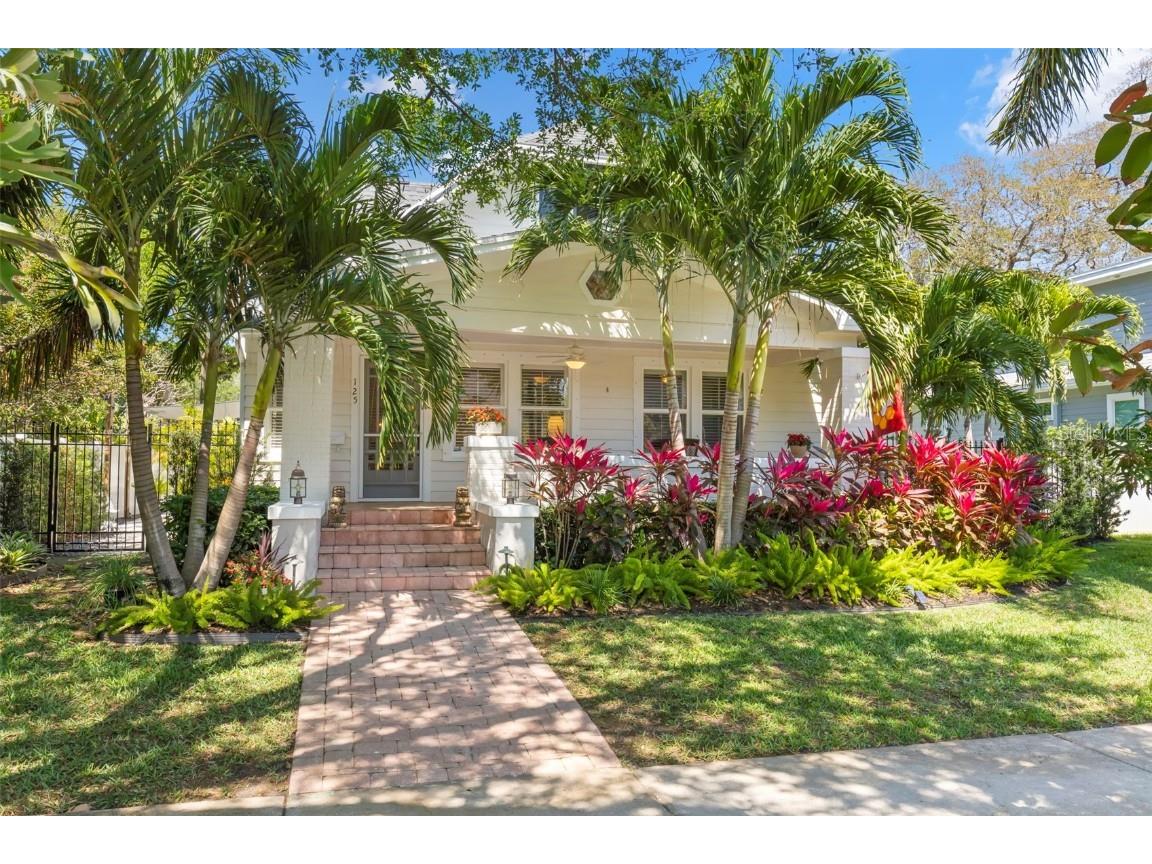 125 21st Avenue NE Saint Petersburg FL 33704 U8235763 image1