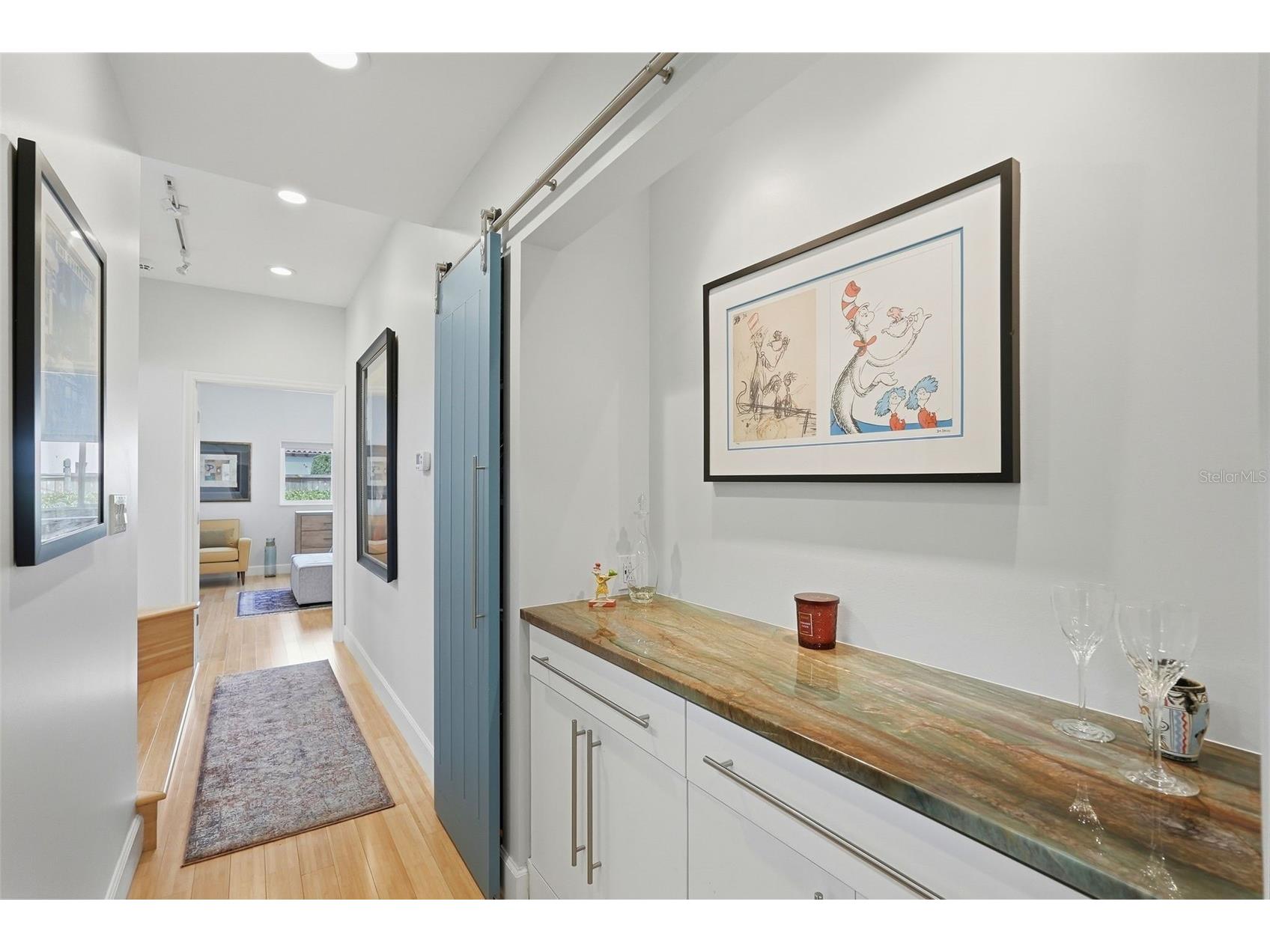 125 23rd Avenue NE Saint Petersburg FL 33704 TB8494869 image17