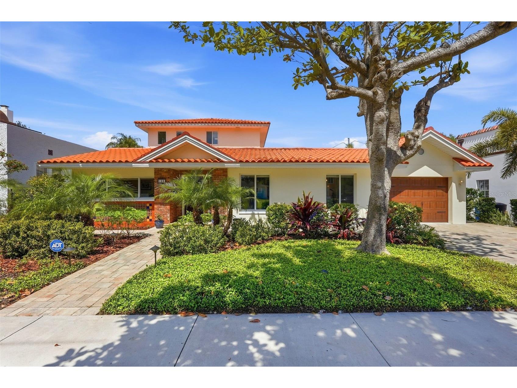 125 23rd Avenue NE Saint Petersburg FL 33704 TB8494869 image2