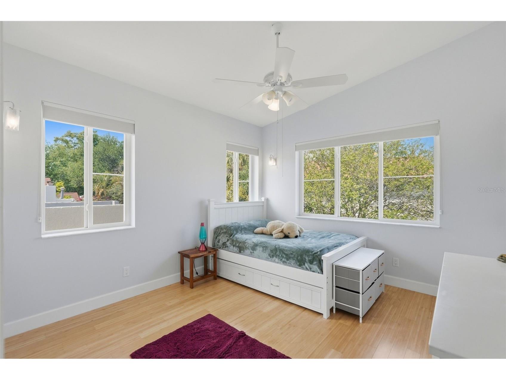 125 23rd Avenue NE Saint Petersburg FL 33704 TB8494869 image27