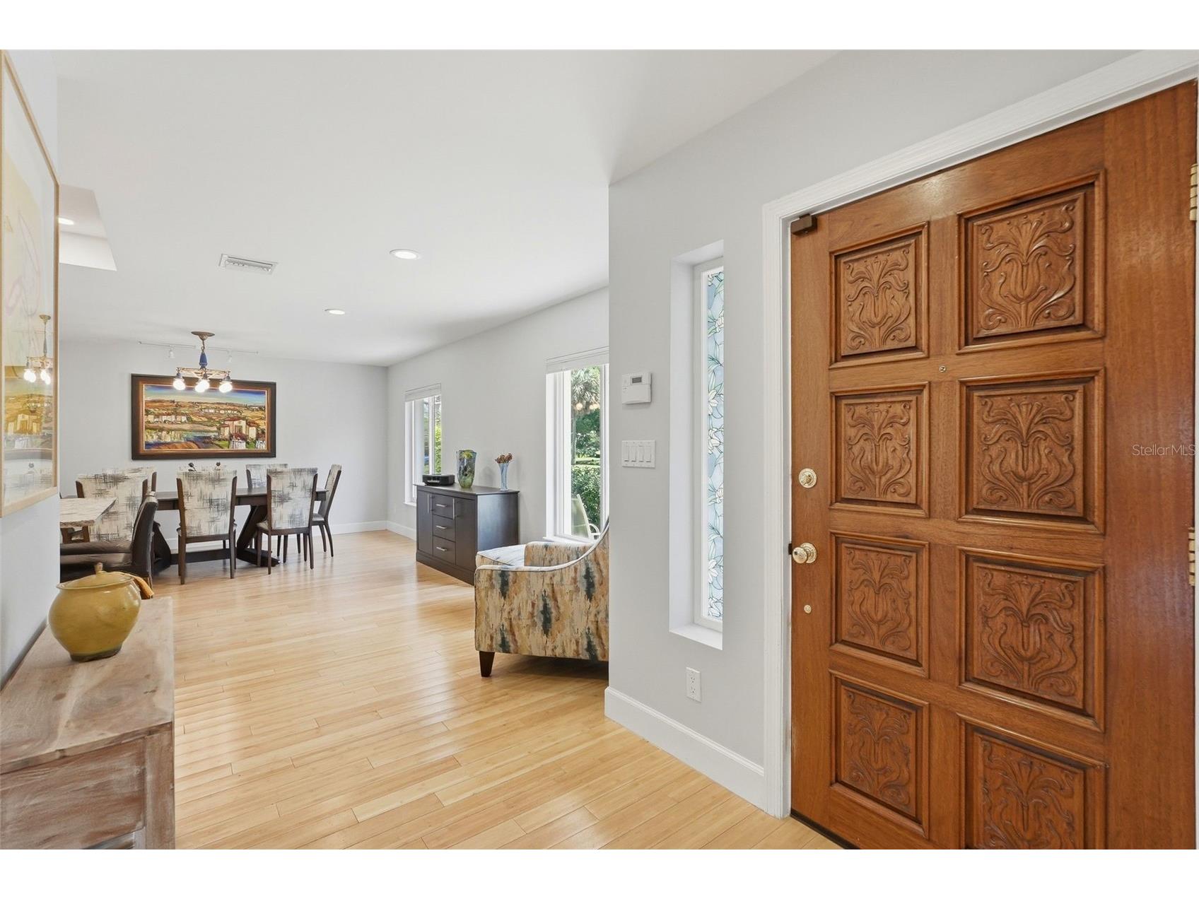 125 23rd Avenue NE Saint Petersburg FL 33704 TB8494869 image4