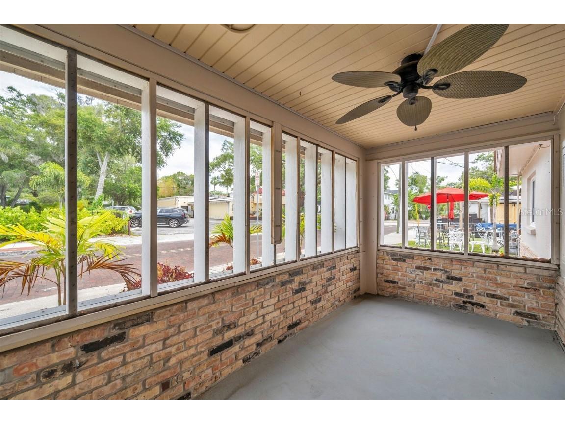 125 5th Avenue N Safety Harbor FL 34695 TB8446892 image9