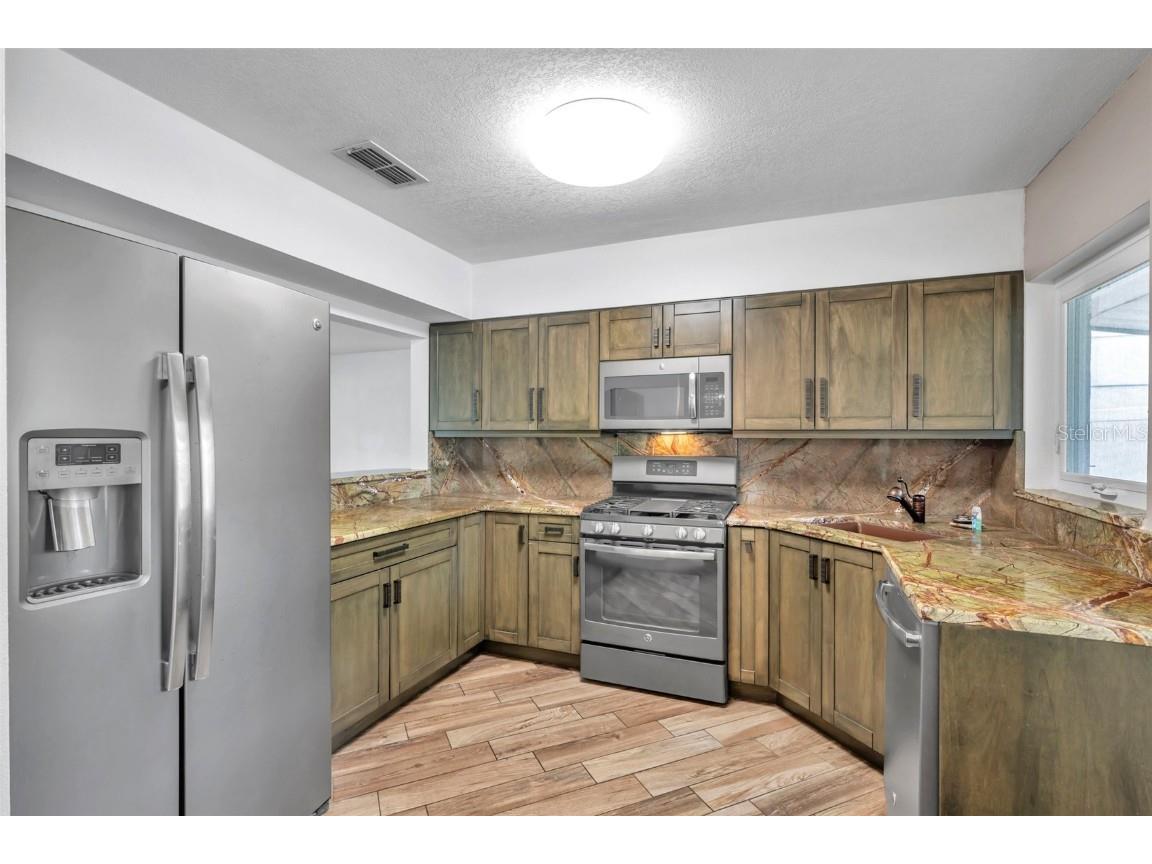 125 5th Avenue N Safety Harbor FL 34695 TB8452844 image21