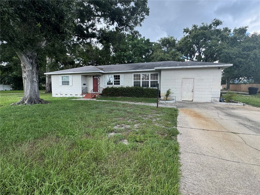 125 61st Street N Saint Petersburg FL 33710 TB8415844 image1