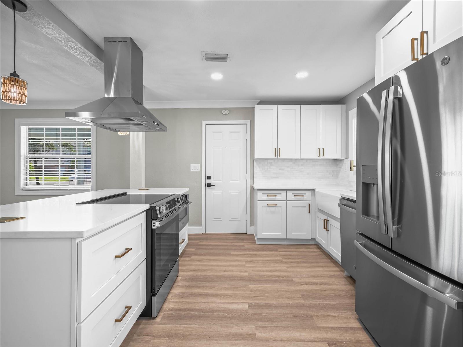 125 80th Avenue N Saint Petersburg FL 33702 K4903441 image7