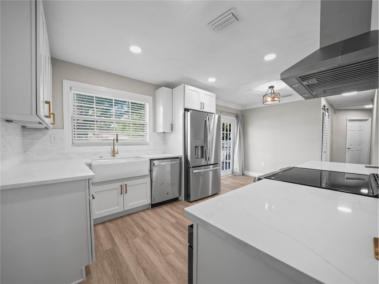 125 80th Avenue N Saint Petersburg FL 33702 K4903441 image9