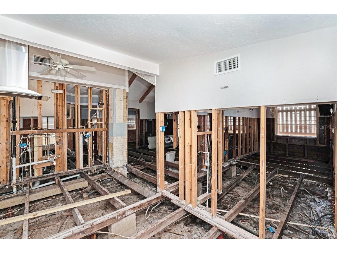 125 95th Avenue Treasure Island FL 33706 TB8450480 image10