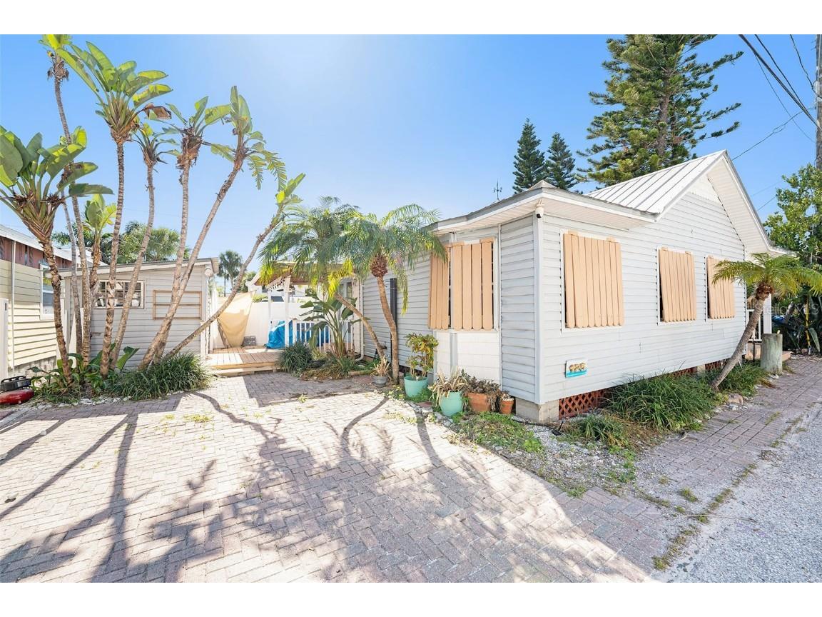 125 95th Avenue Treasure Island FL 33706 TB8450480 image2