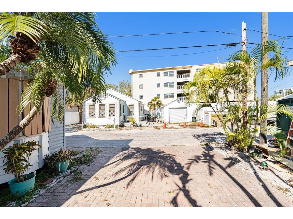 125 95th Avenue Treasure Island FL 33706 TB8450480 image21