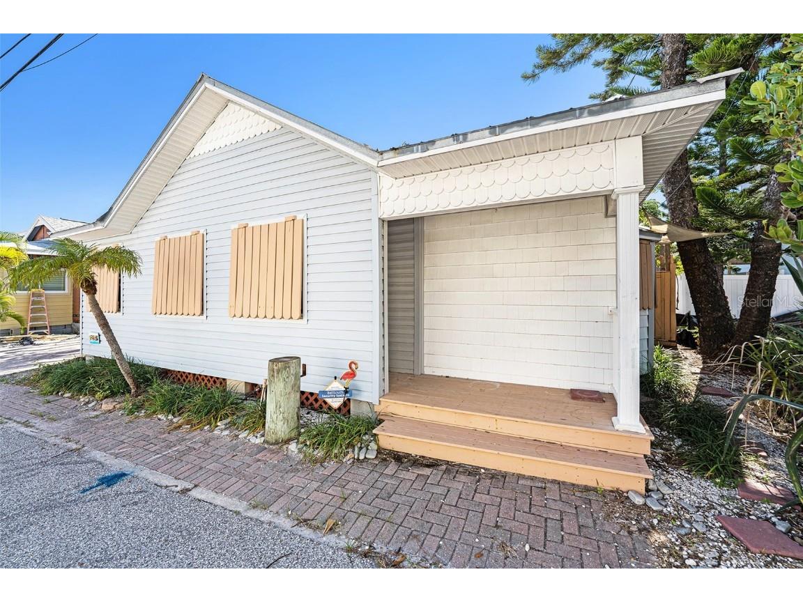 125 95th Avenue Treasure Island FL 33706 TB8450480 image3