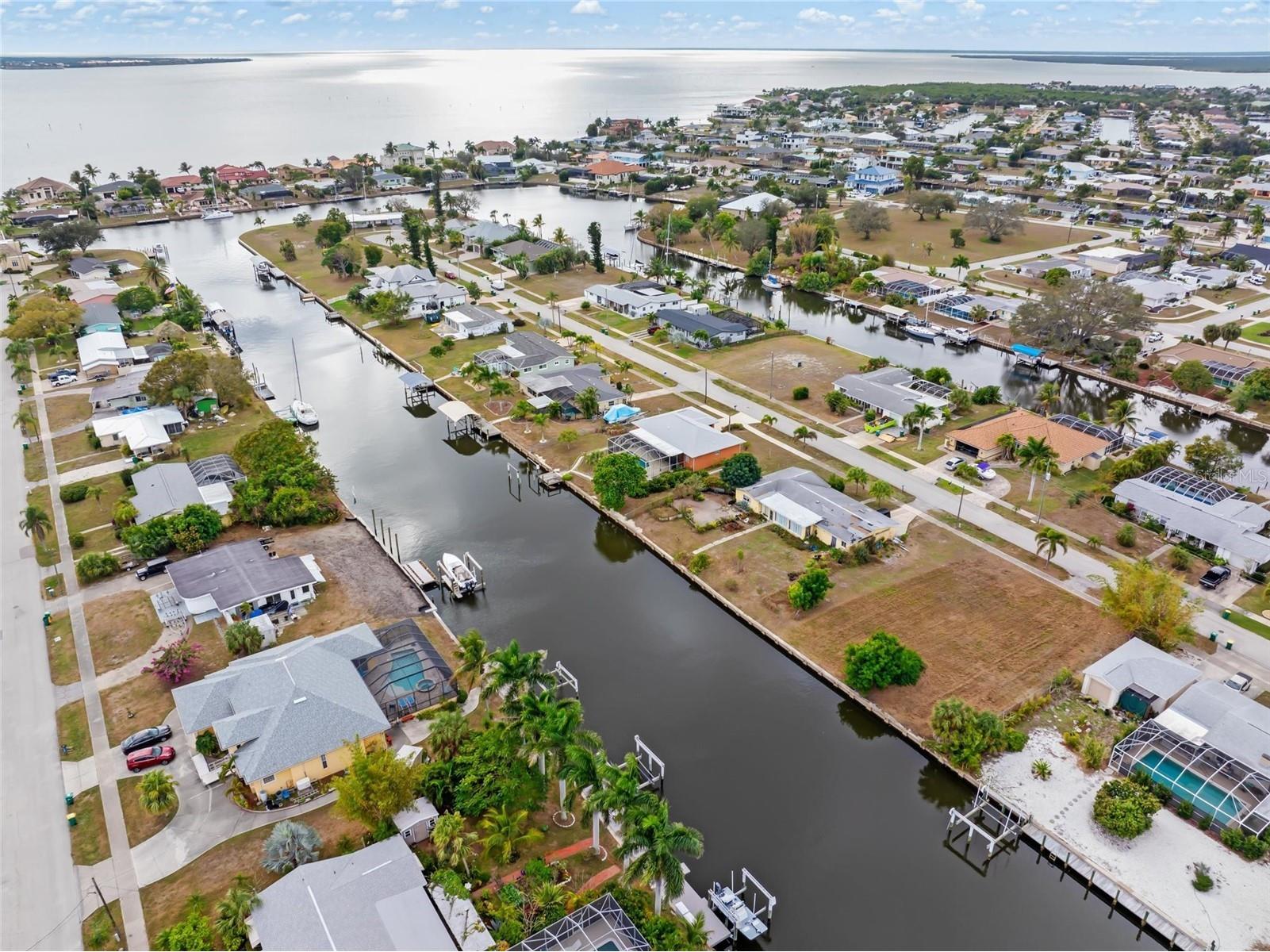 125 Baldwin Court SE Port Charlotte FL 33952 - ROSELLE WATERWAY D6145646 image36