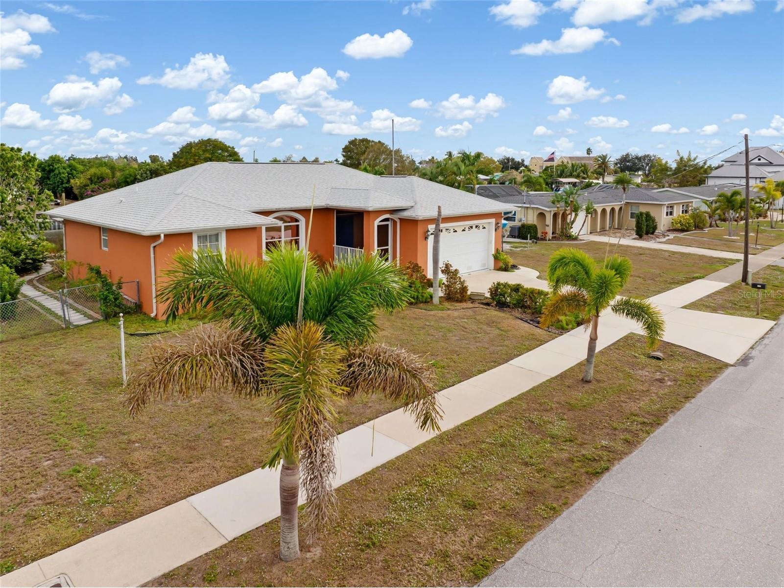 125 Baldwin Court SE Port Charlotte FL 33952 - ROSELLE WATERWAY D6145646 image4