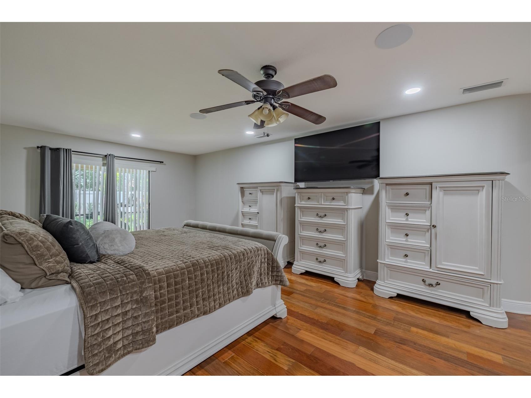 125 Barrington Drive Brandon FL 33511 TB8509437 image15