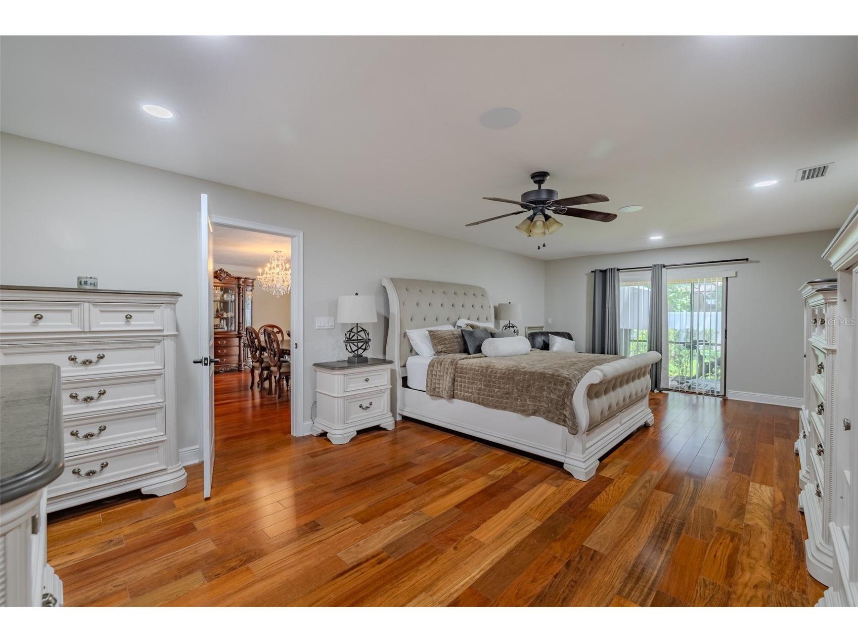 125 Barrington Drive Brandon FL 33511 TB8509437 image17