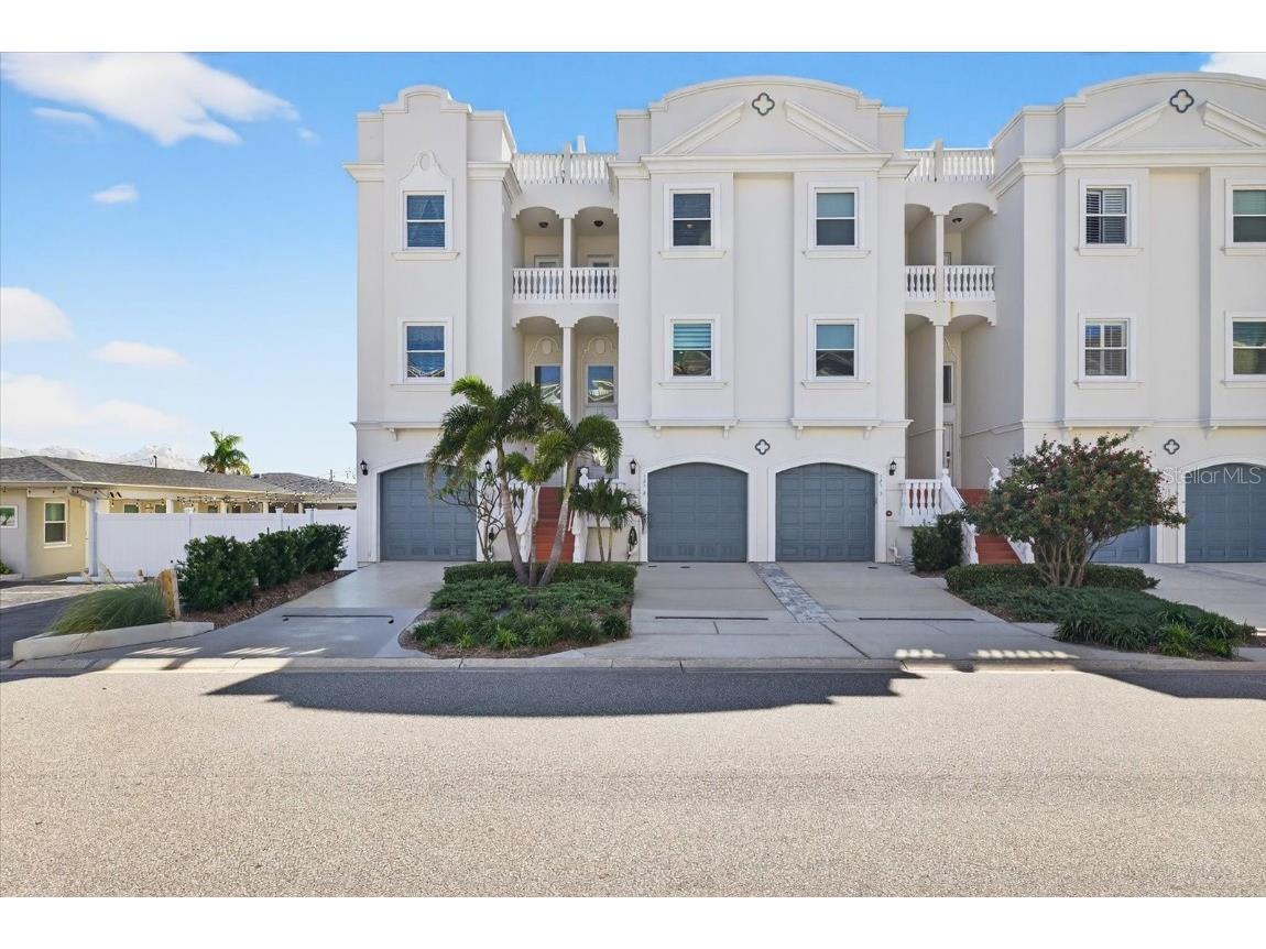 125 Brightwater Drive #2 Clearwater Beach FL 33767 TB8443347 image2