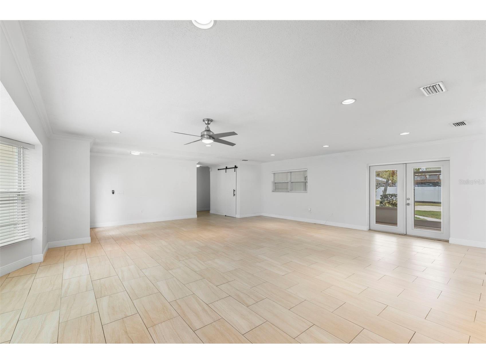 125 Carlyle Drive Palm Harbor FL 34683 TB8496063 image8