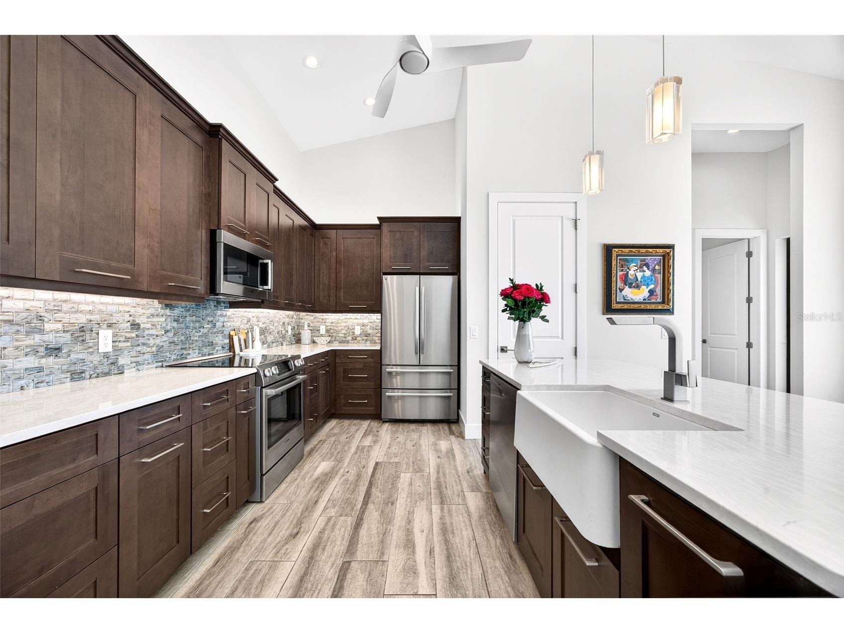 125 Colony Point Drive Punta Gorda FL 33950 C7525572 image14