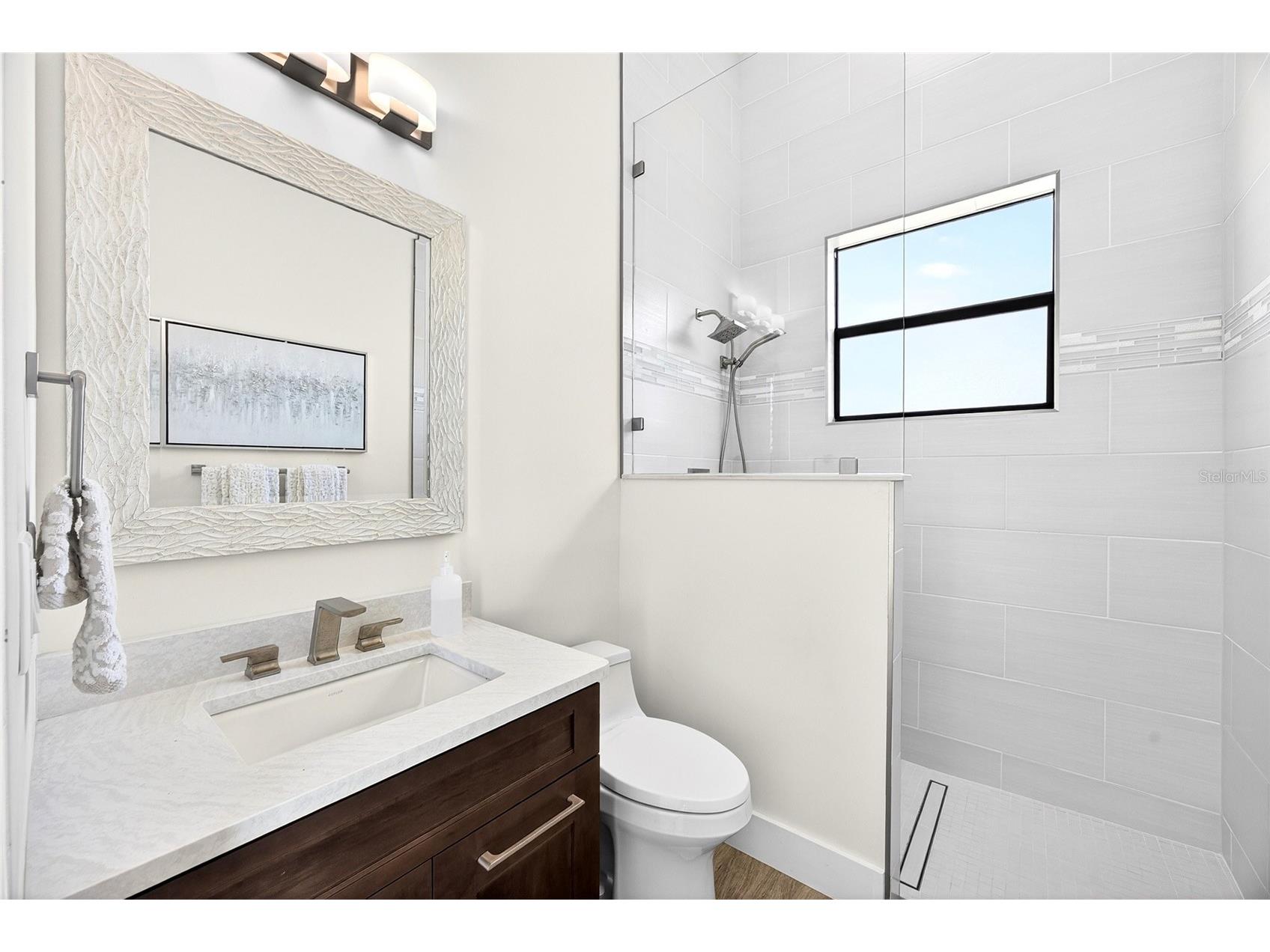 125 Colony Point Drive Punta Gorda FL 33950 C7525572 image34