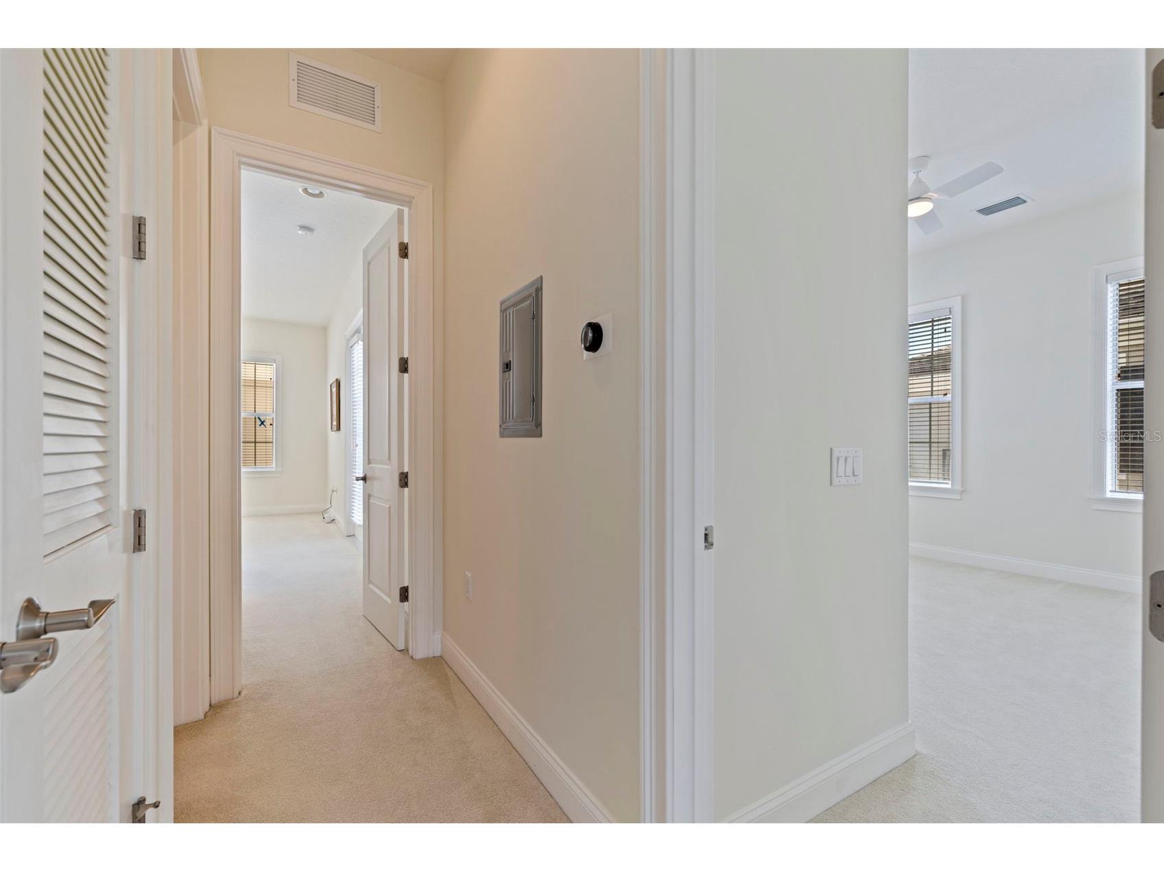 125 Commonwealth Court N Saint Petersburg FL 33716 TB8490650 image36