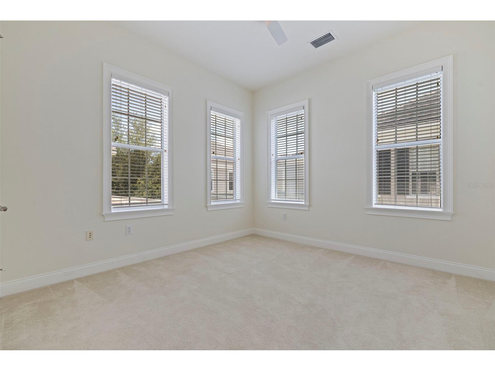 125 Commonwealth Court N Saint Petersburg FL 33716 TB8490650 image41