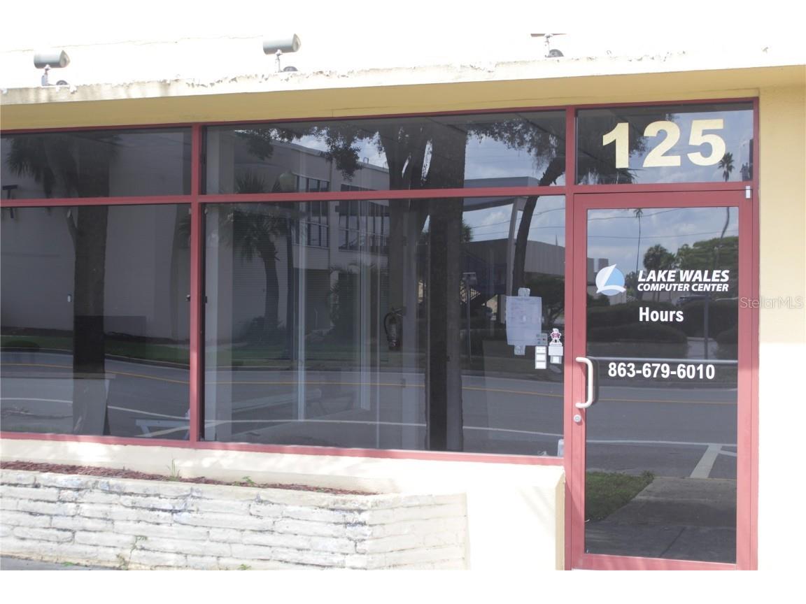 125 E Central Avenue Lake Wales FL 33853 P4927338 image1