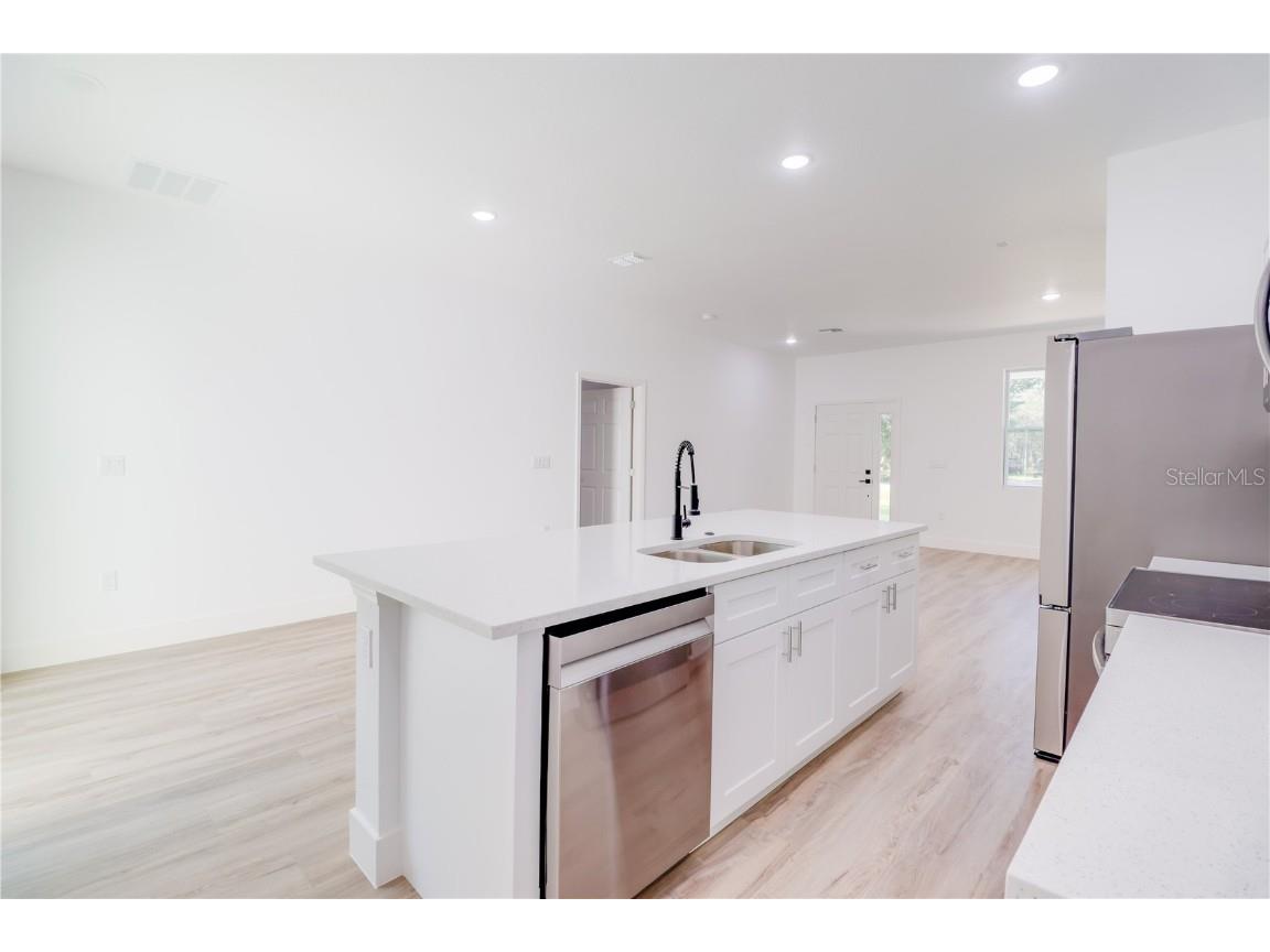 125 Fisher Way Ocklawaha FL 32179 OM707629 image23