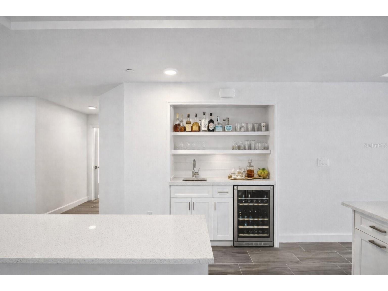 125 Island Way #304 Clearwater Beach FL 33767 TB8468545 image9